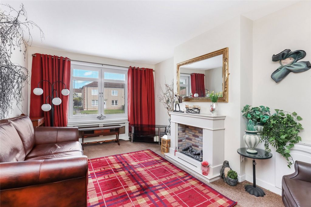 Property photo 2 of 17 2