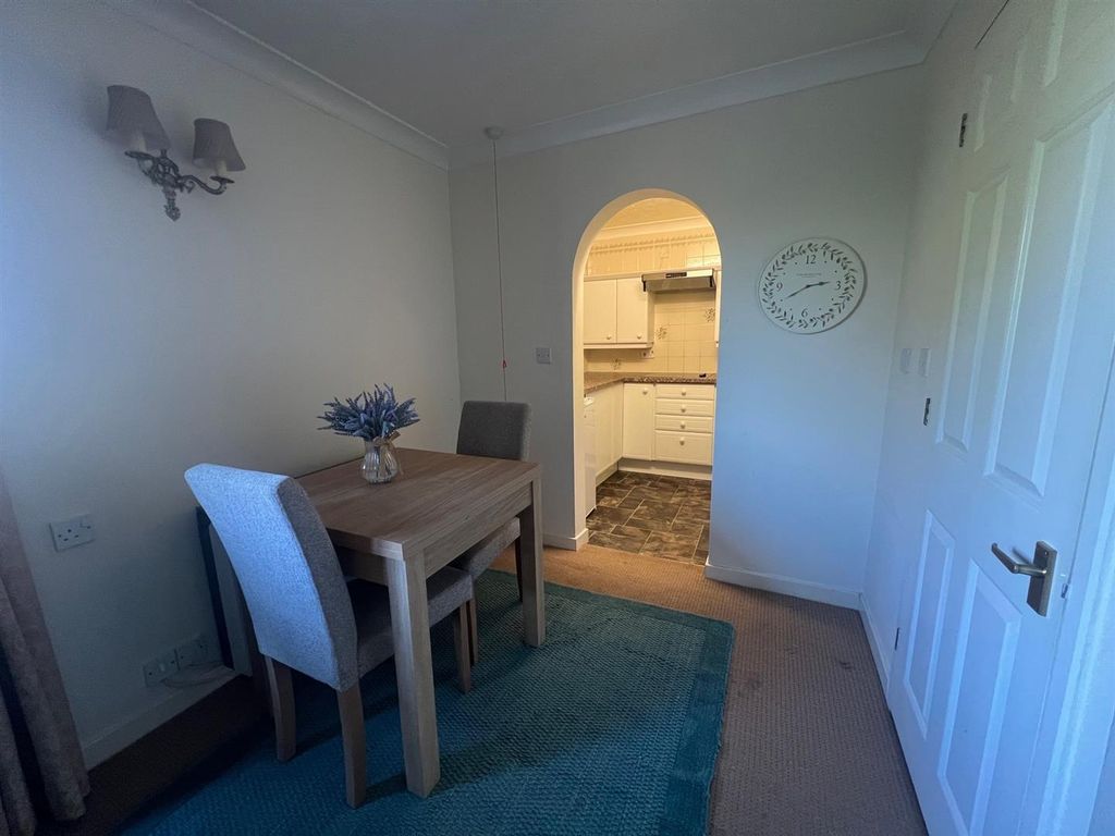 Additional image 6 of 1 bed flat for saleWorcester Road, Malvern WR14
