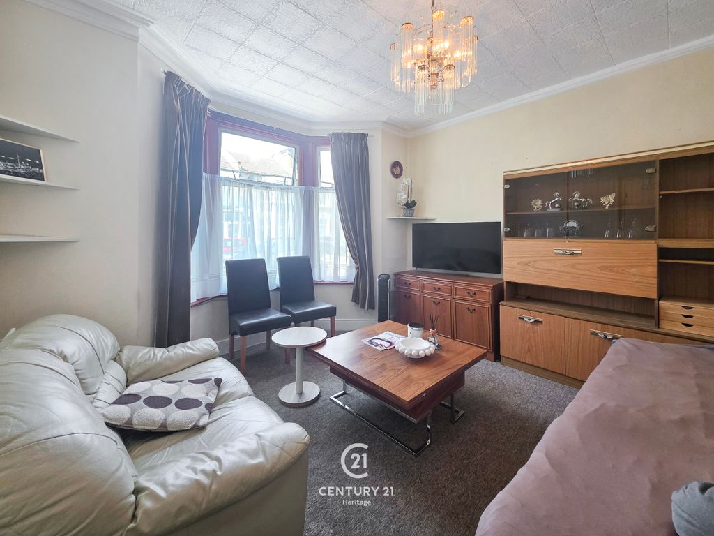 Property photo 2 of 15 E02052 (2)