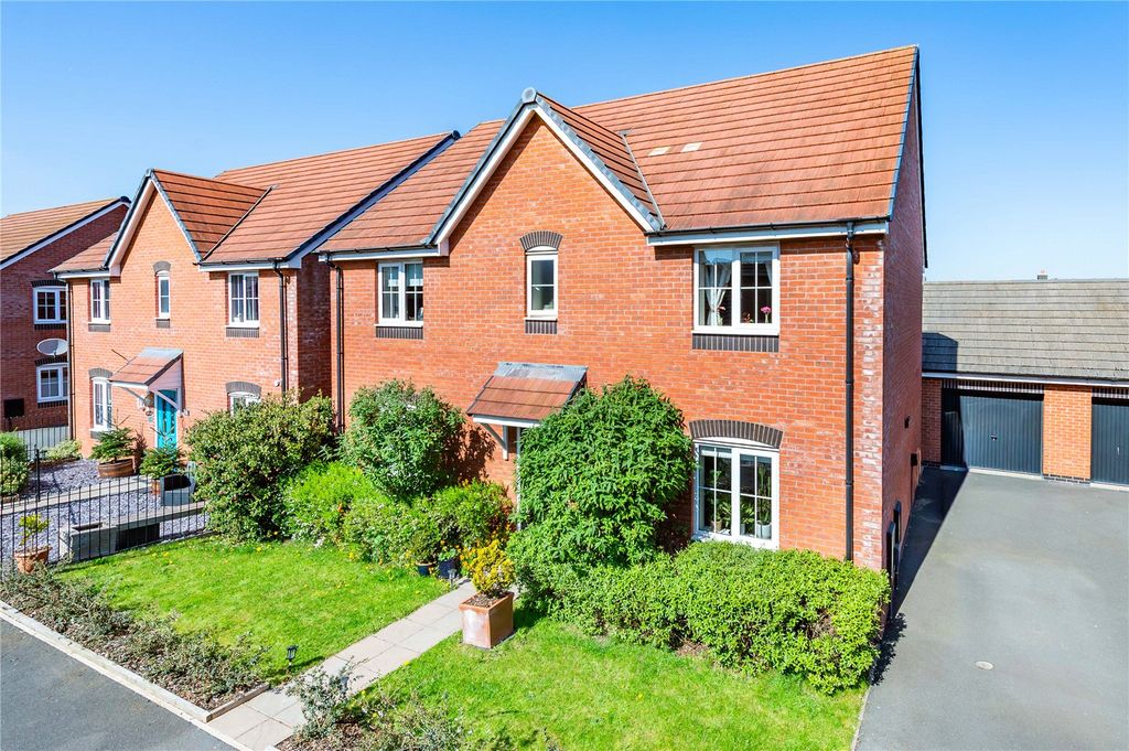 Property photo 1 of 43 Picture No. 44