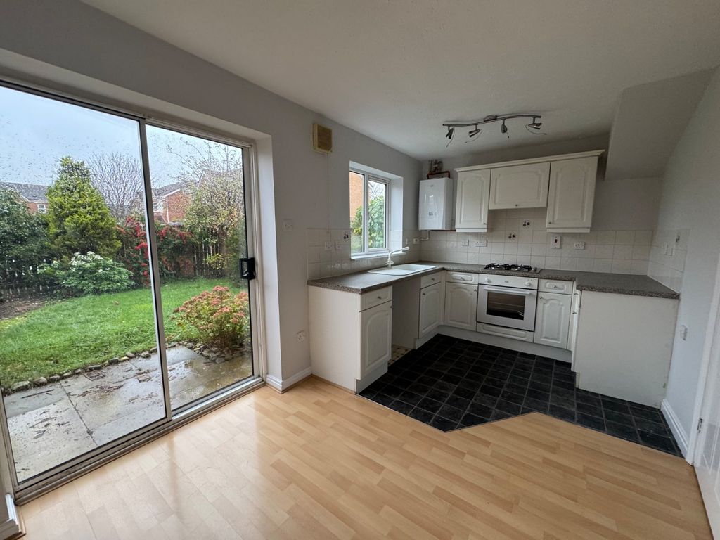 Property photo 3 of 8 Picture No. 04