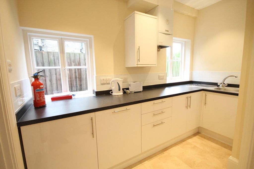 Property photo 2 of 7 Img_6882.Jpg