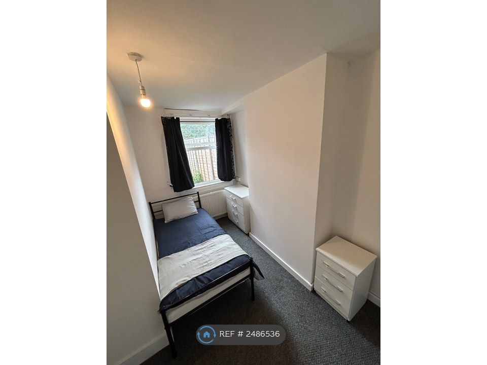 Property photo 1 of 4