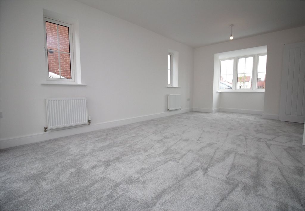 Property photo 3 of 18 Picture No. 03