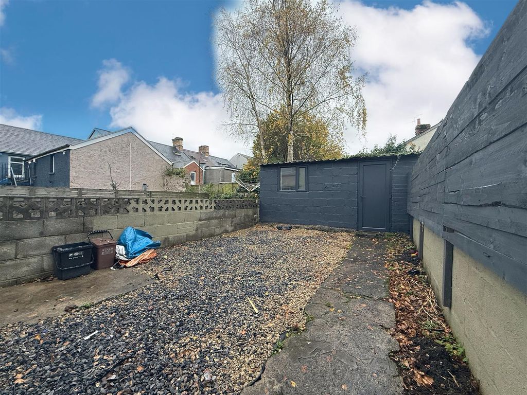 Property photo 2 of 9 Np 1.Jpg