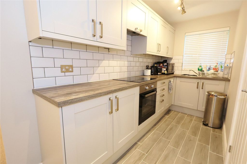 Property photo 3 of 9 Picture No. 06