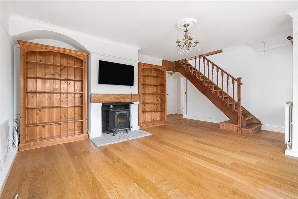 Property photo 2 of 16 14_83511.Jpg