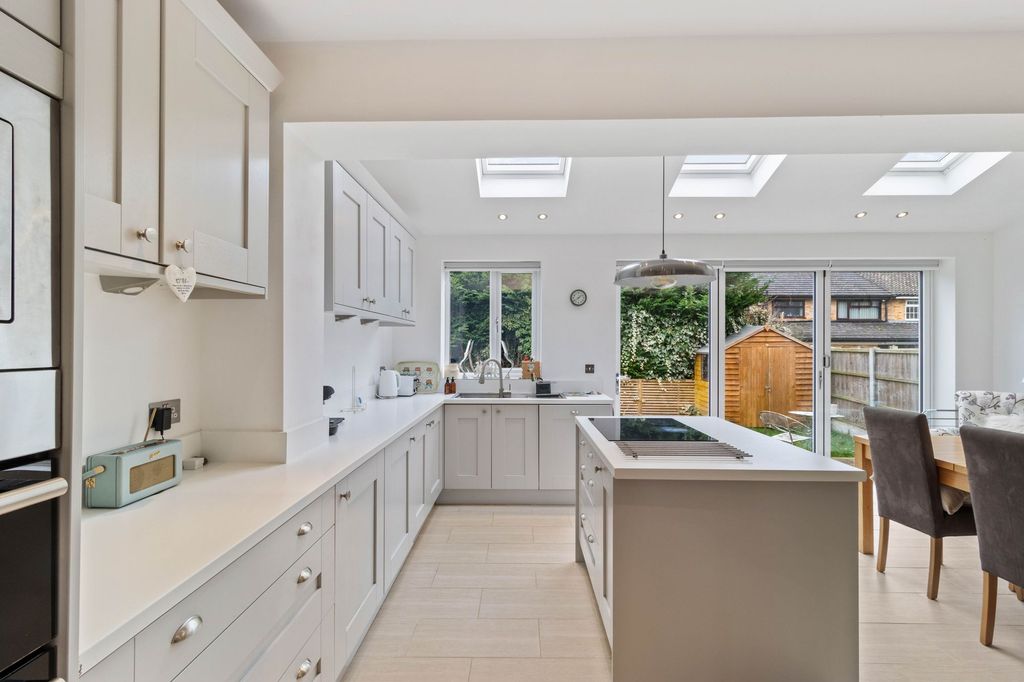 Property photo 3 of 22