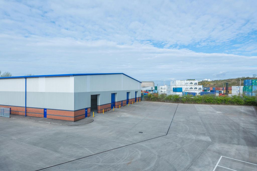 Property photo 3 of 3 Unit-A-Access-18-Third-Way-8.Jpg