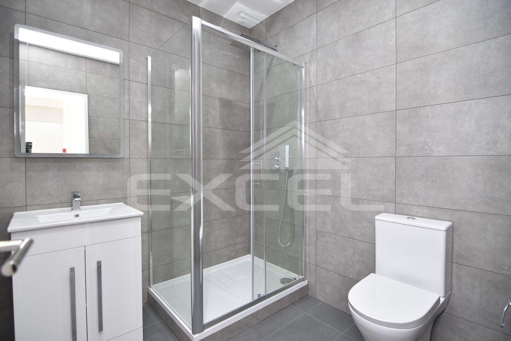 Property photo 3 of 4 Bathroom