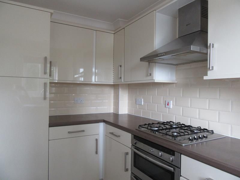 Property photo 3 of 12 Photo 8