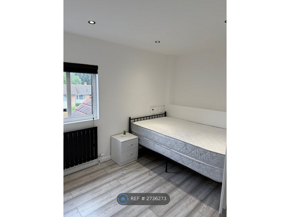 Property photo 2 of 3