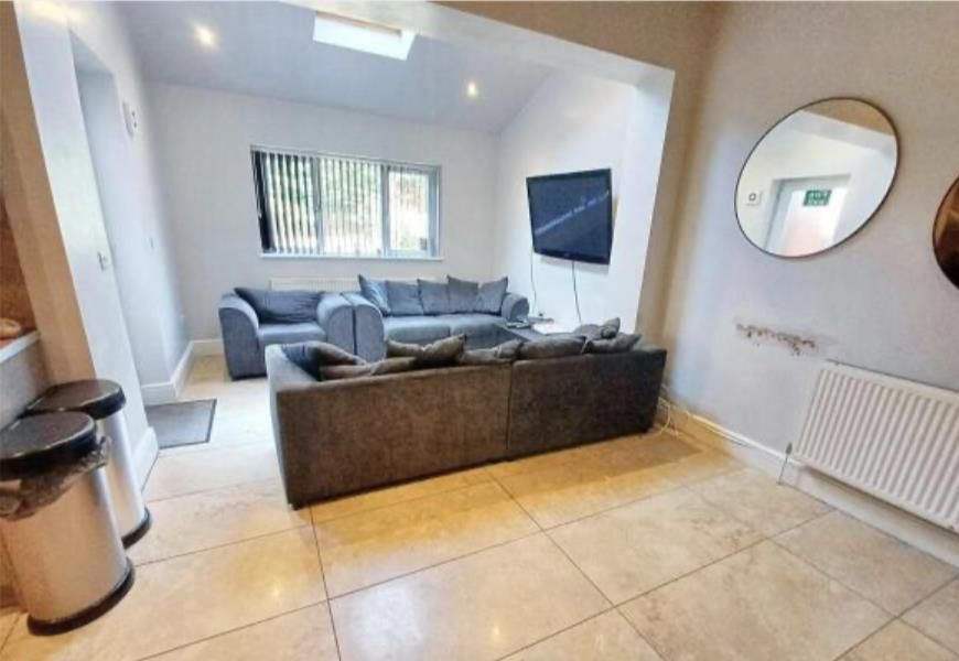 Property photo 3 of 16 3.Png