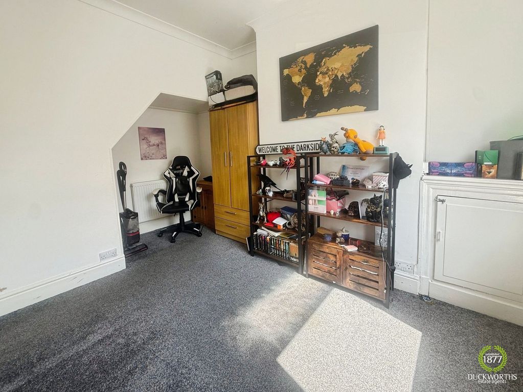 Property photo 2 of 10