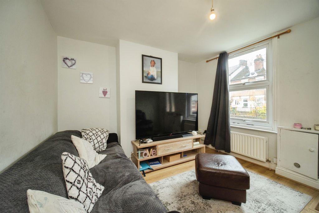 Property photo 2 of 15