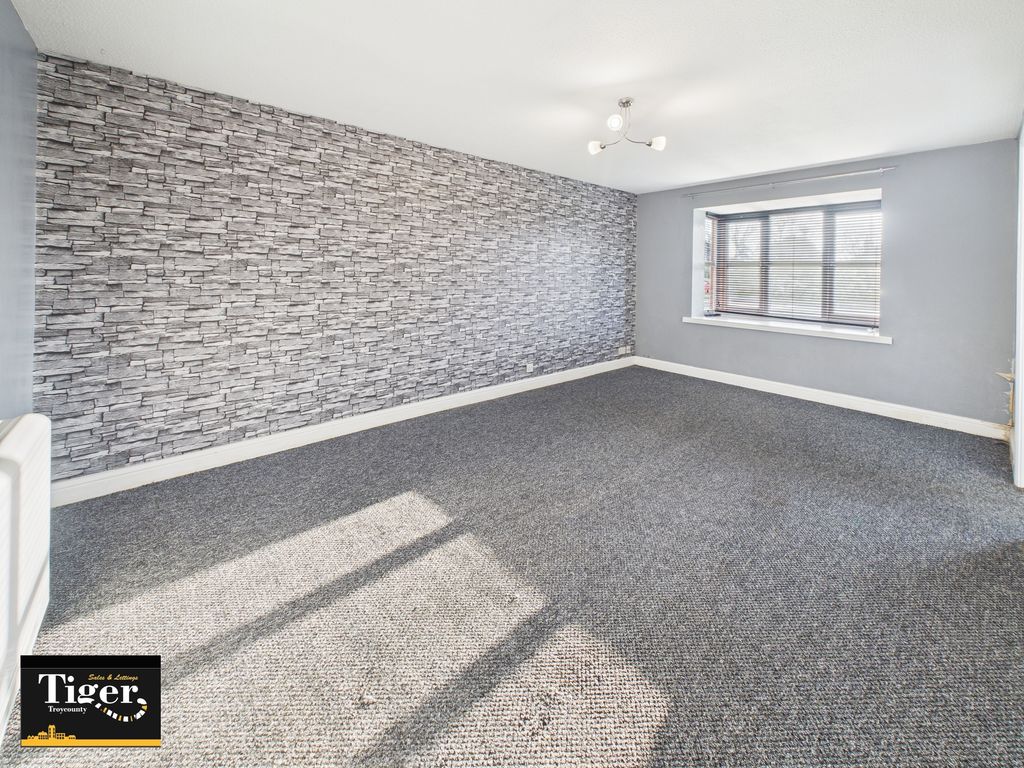 Property photo 1 of 9 Cam02176G0-Pr0780-Still005