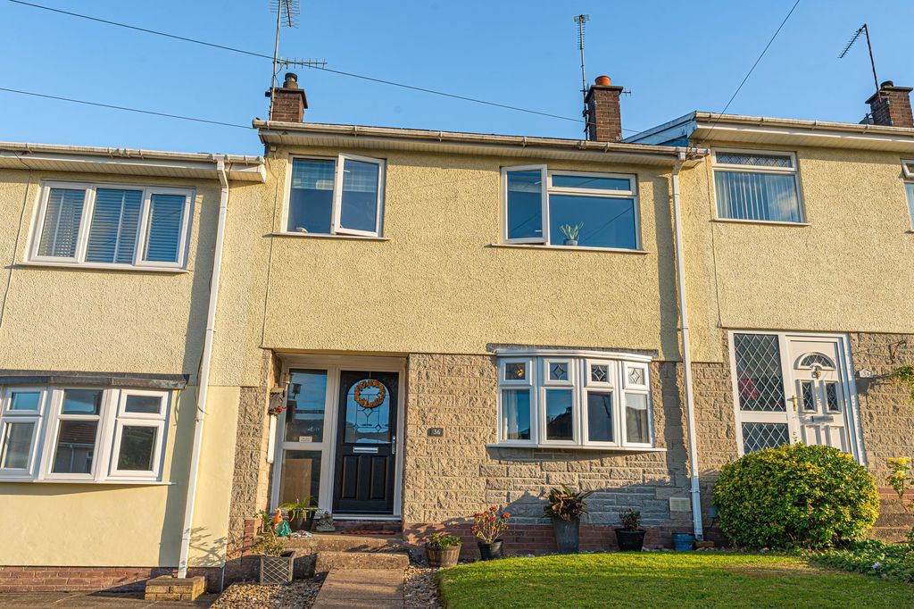 Property photo 1 of 33