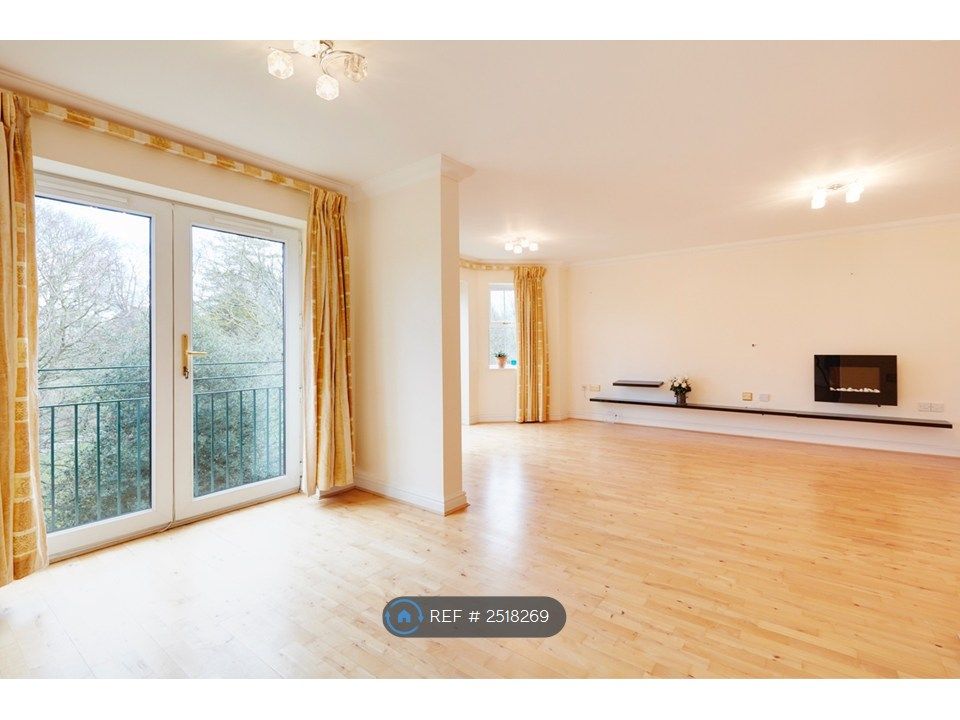 Property photo 2 of 13 Dining Room And Sitting Room