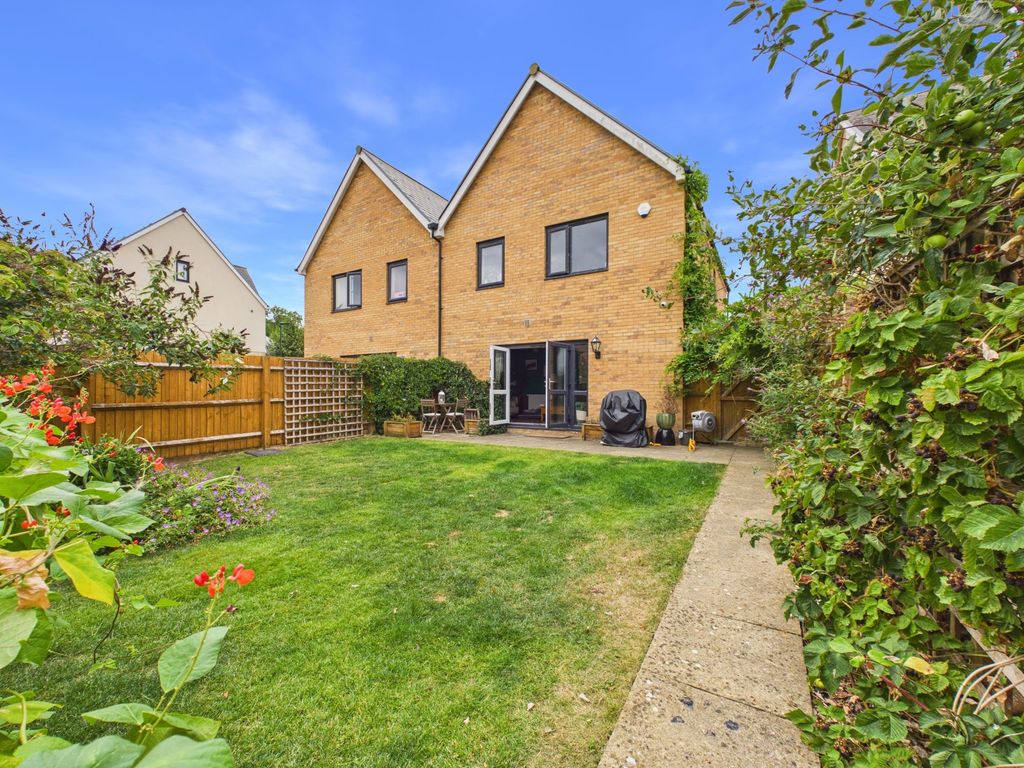 Property photo 1 of 34