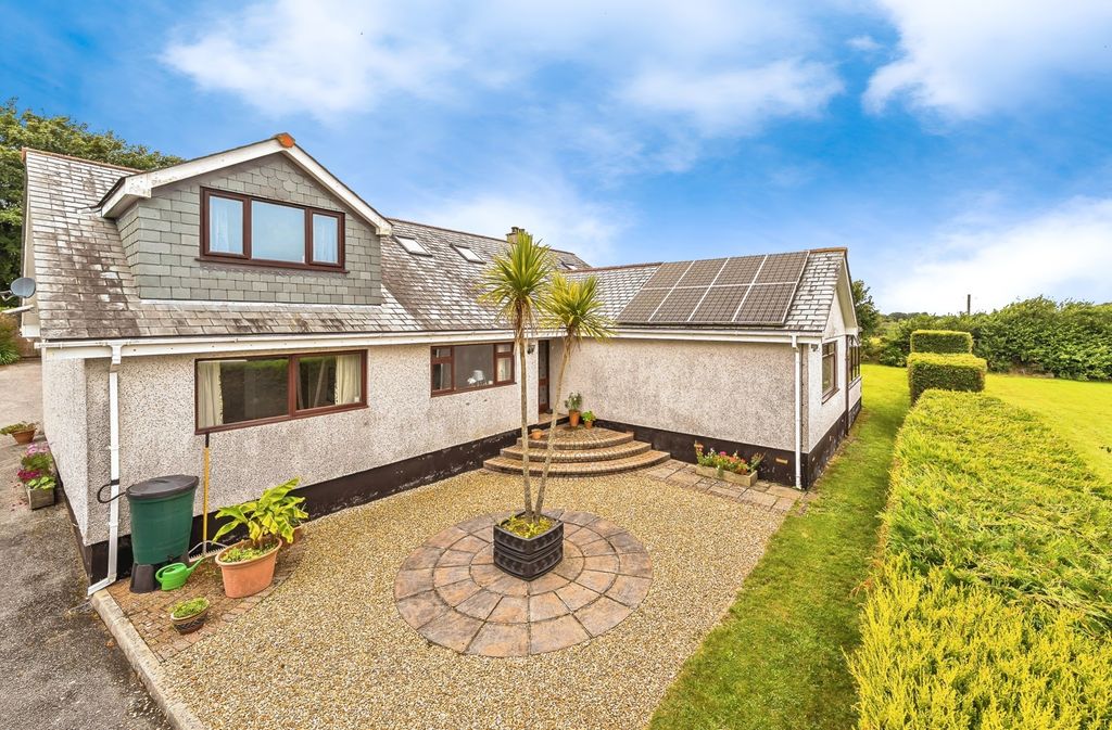 Property photo 2 of 29 Pbox-Img.Jpg