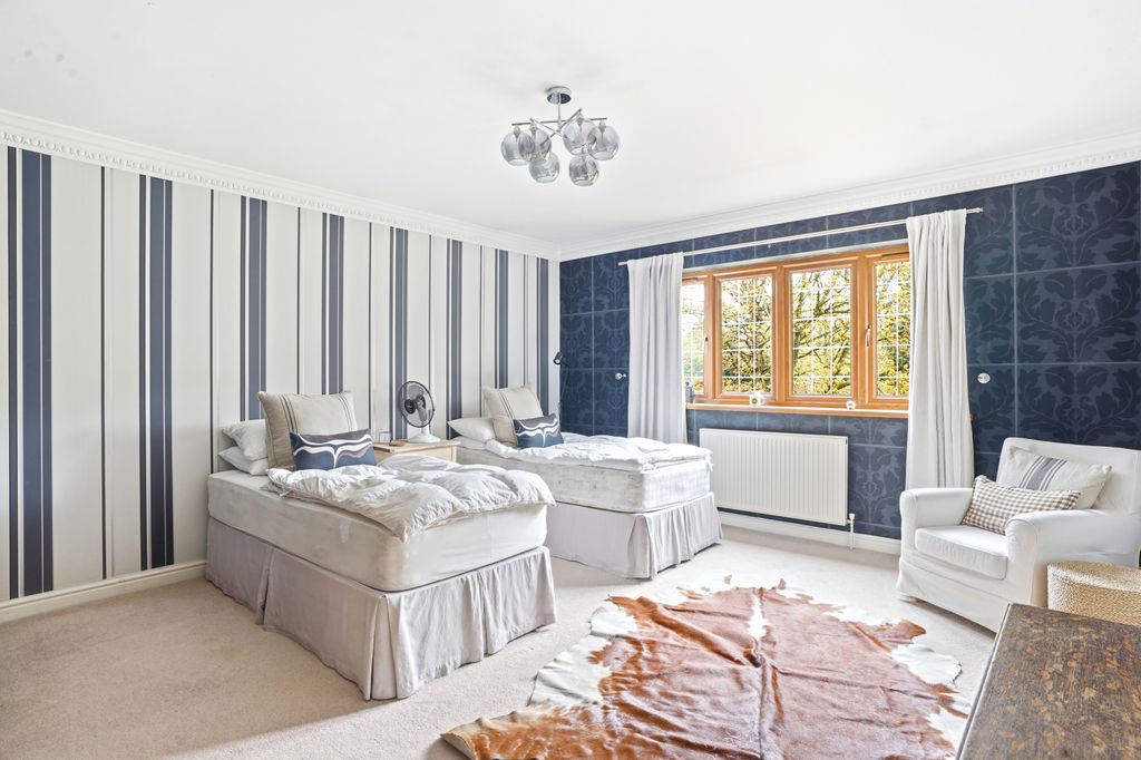 Additional image 30 of 6 bed detached house for saleBirchwood Dell, Bessacar, Doncaster DN4