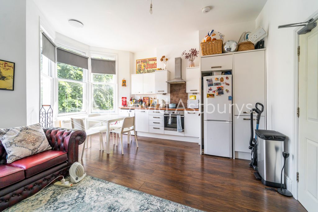 Property photo 3 of 10 Ndb04650-Edit