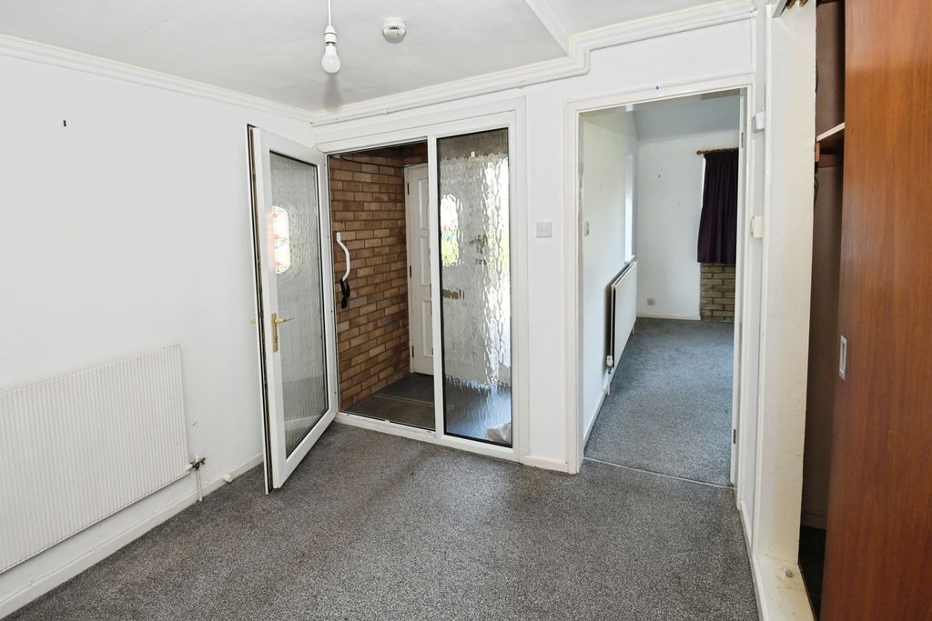 Property photo 2 of 15 Photo