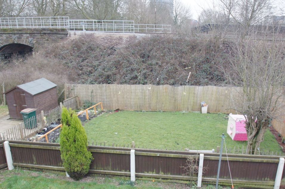 Property photo 3 of 7