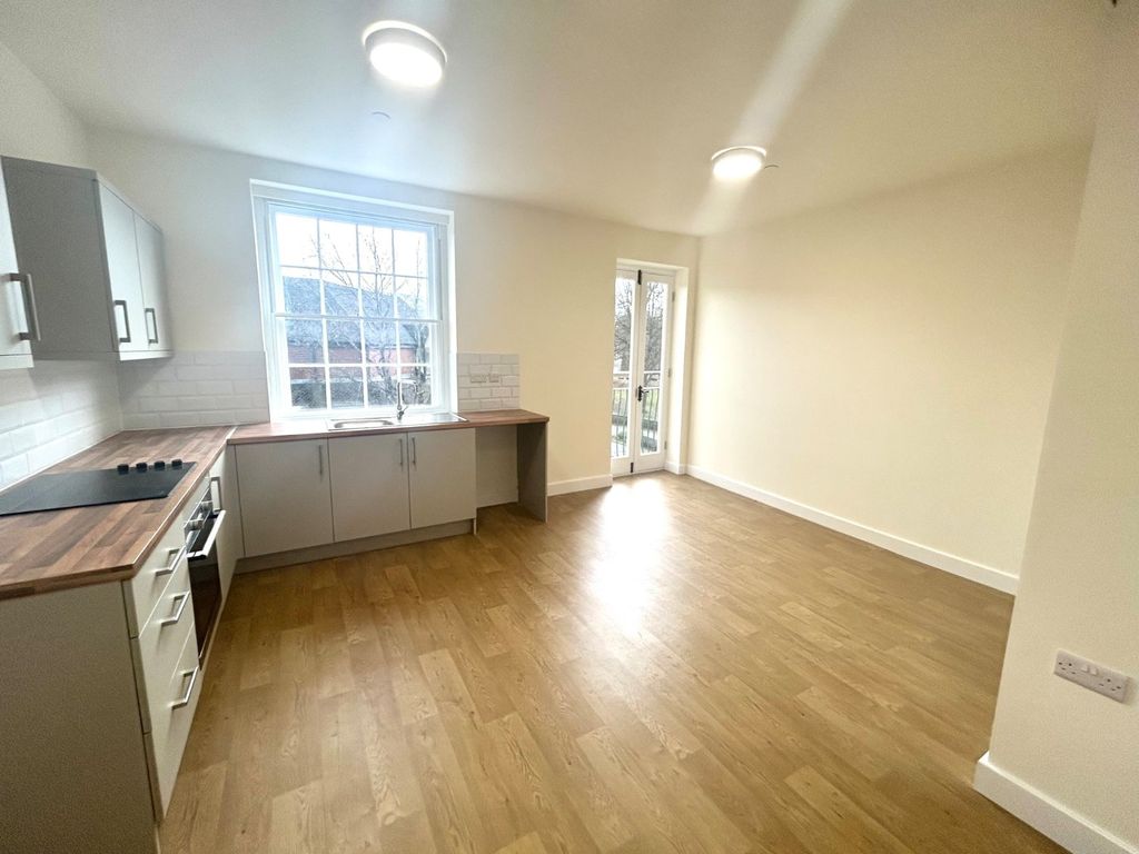 Property photo 3 of 8 Picture No. 09