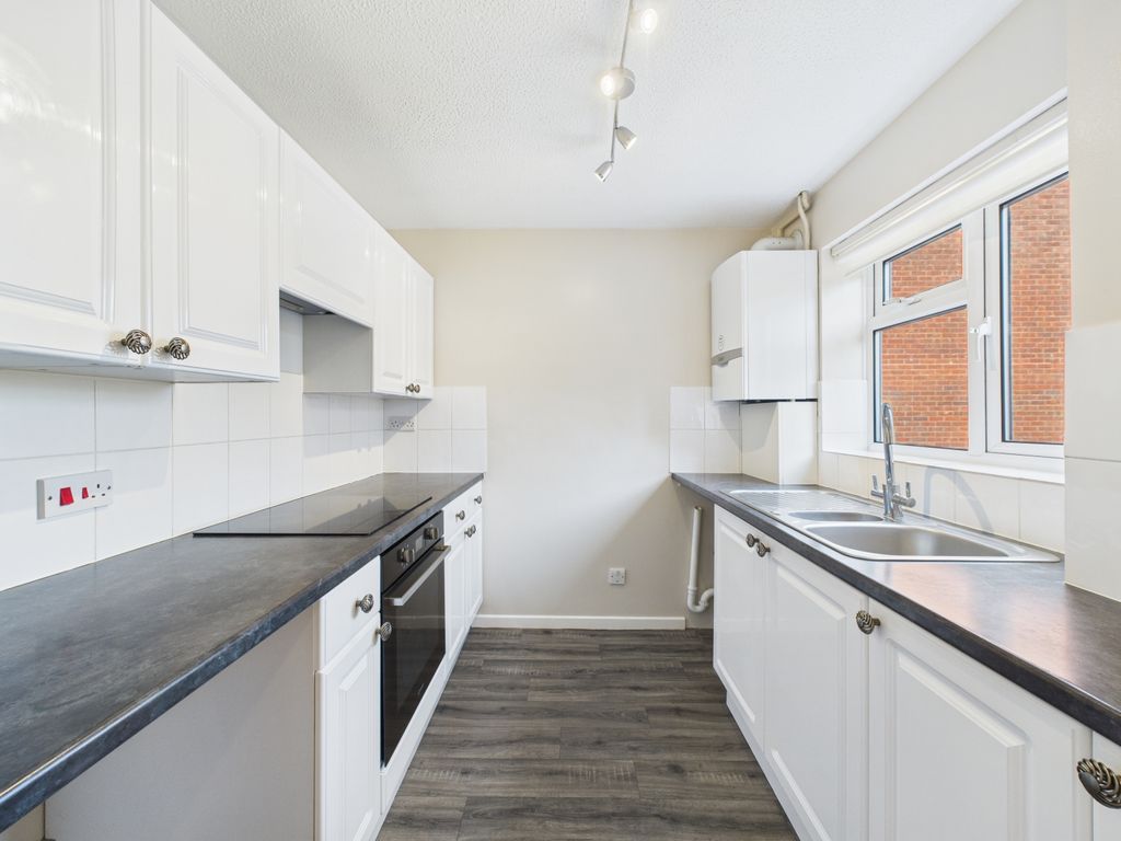 Property photo 3 of 16 Cam02023G0-Pr0171-Still002