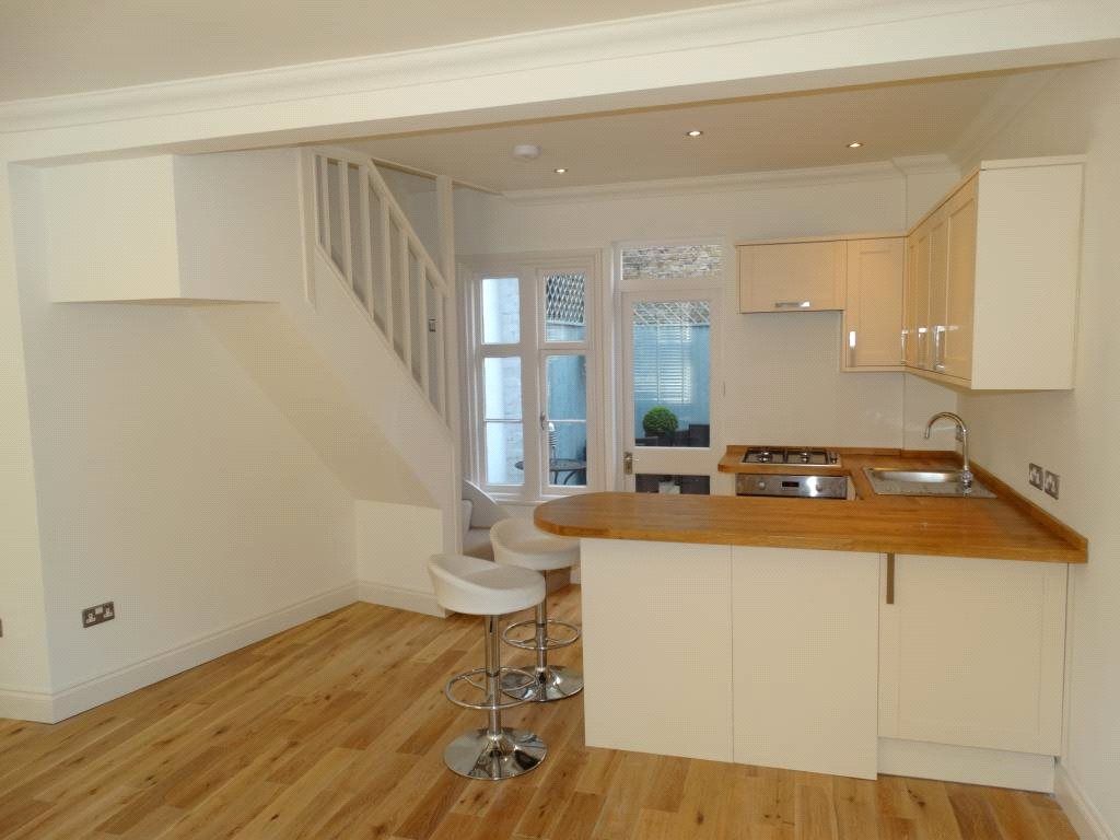 Property photo 2 of 9 Picture No. 04