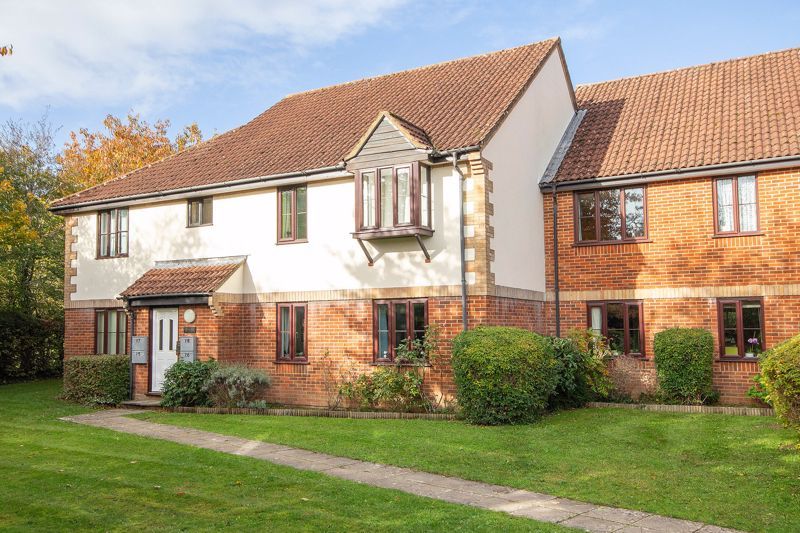 Property photo 1 of 10 External