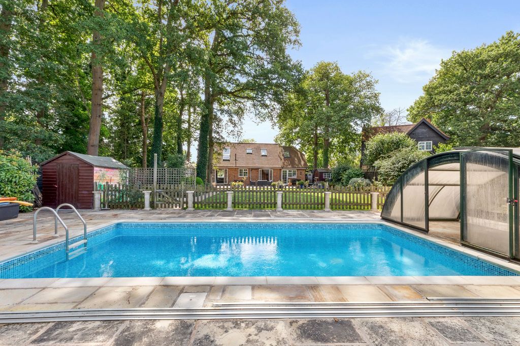 Property photo 3 of 20