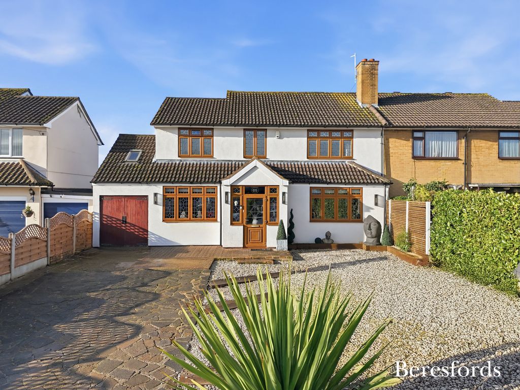 Property photo 1 of 26 Front