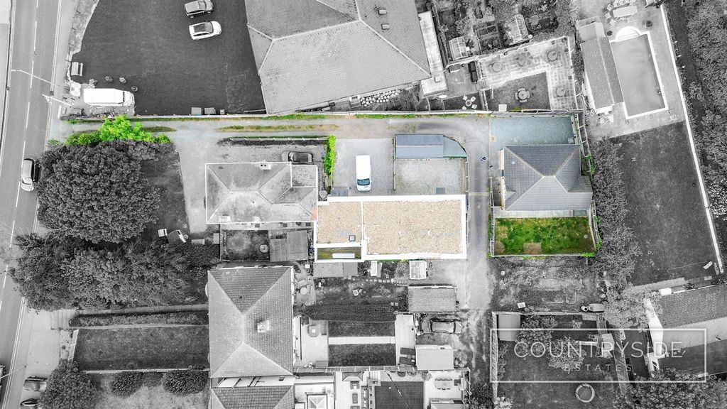 Property photo 2 of 7 Dji_0570 Bw.Jpg