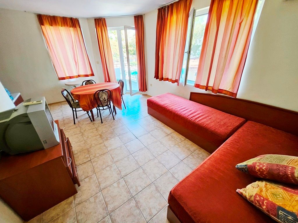 Property photo 2 of 15