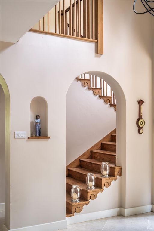 Additional image 7 of 8 bed detached house for saleLondon Road, Petersfield, Hampshire GU31