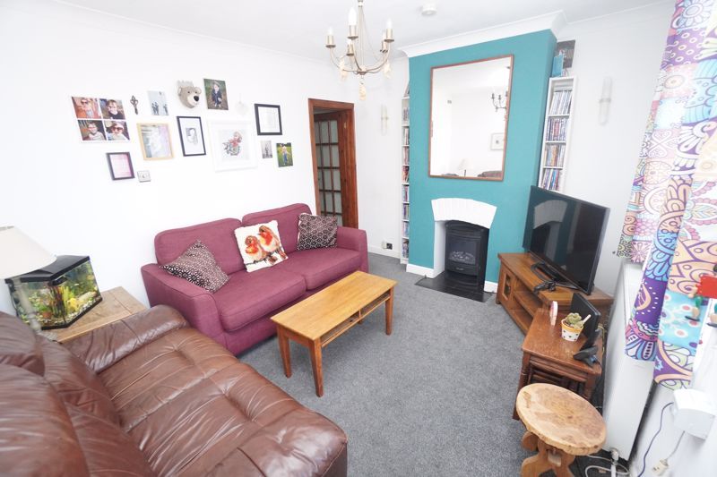 Property photo 2 of 12 Photo 1