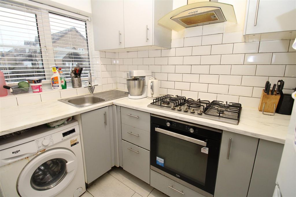 Property photo 3 of 17 Img_1837.Jpg