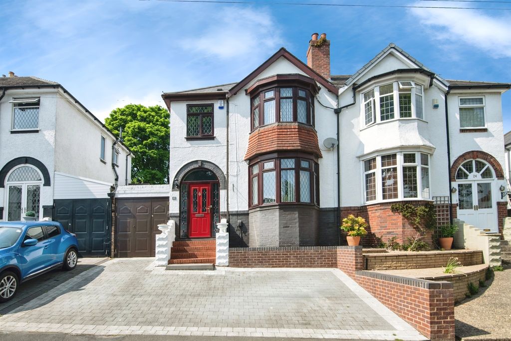 Property photo 1 of 17