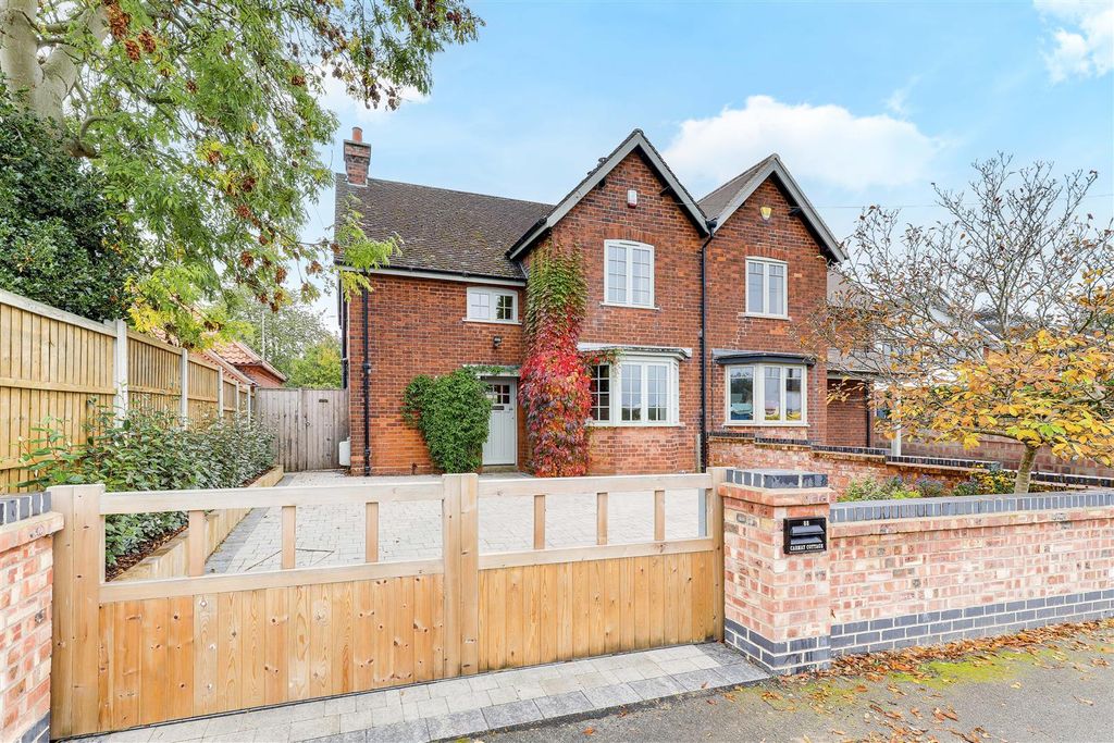 Property photo 1 of 33 320.Jpg