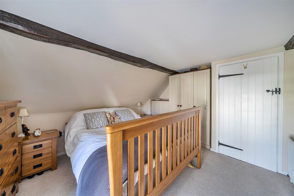 Property photo 3 of 16 Bedroom 1