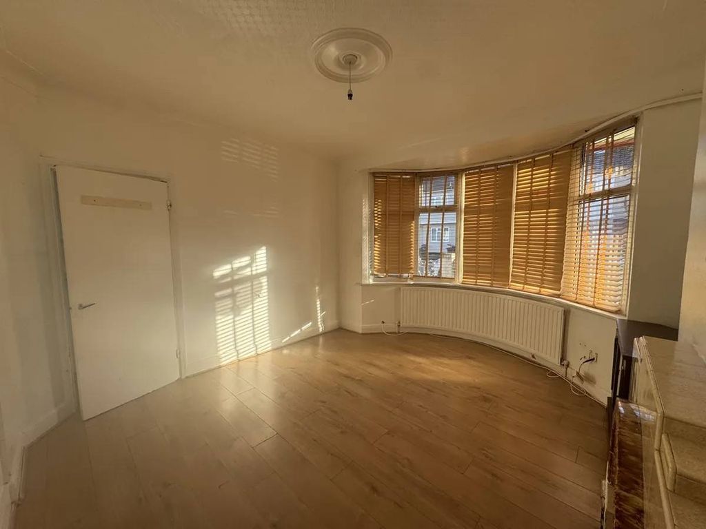 Property photo 1 of 7 Four Bedroom Family House - Dagenham