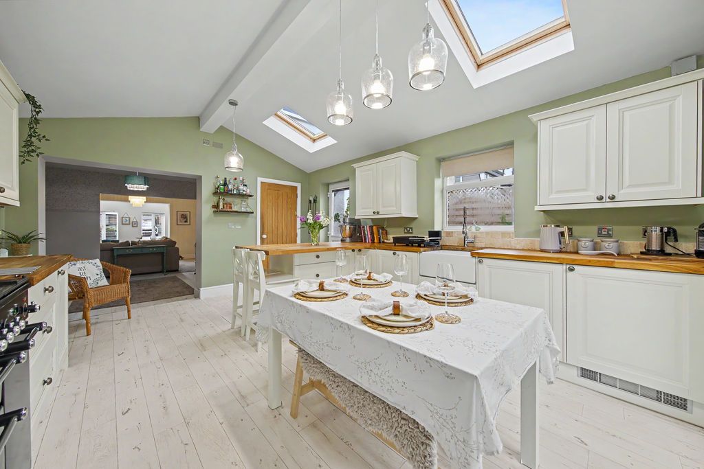 Property photo 1 of 33 Kitchen