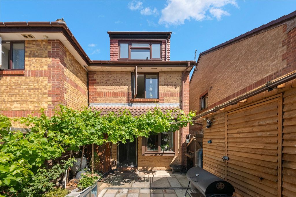 Property photo 1 of 15 Picture No. 06