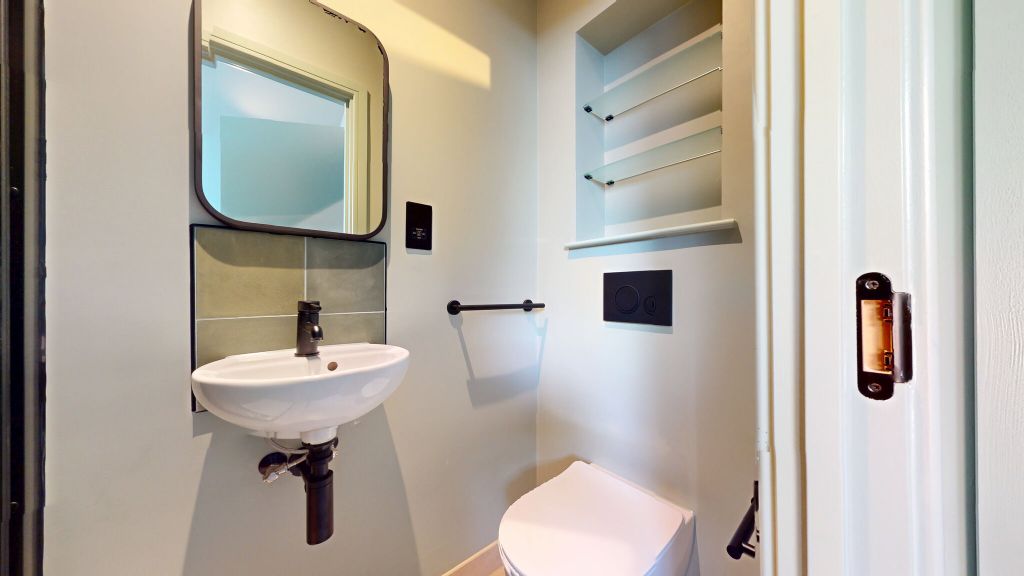 Property photo 2 of 16 Bathroom