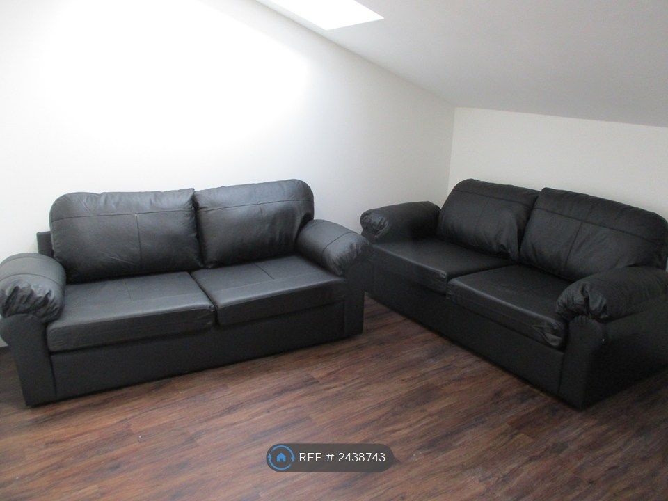Property photo 2 of 9 Lounge