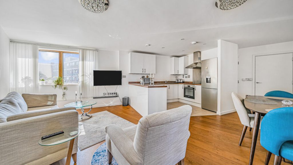 Property photo 1 of 16