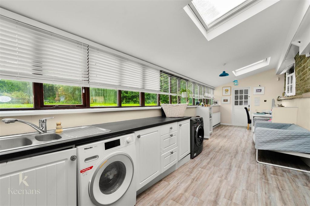 Additional image 25 of 5 bed farm for saleEdgeside Lane, Rossendale BB4