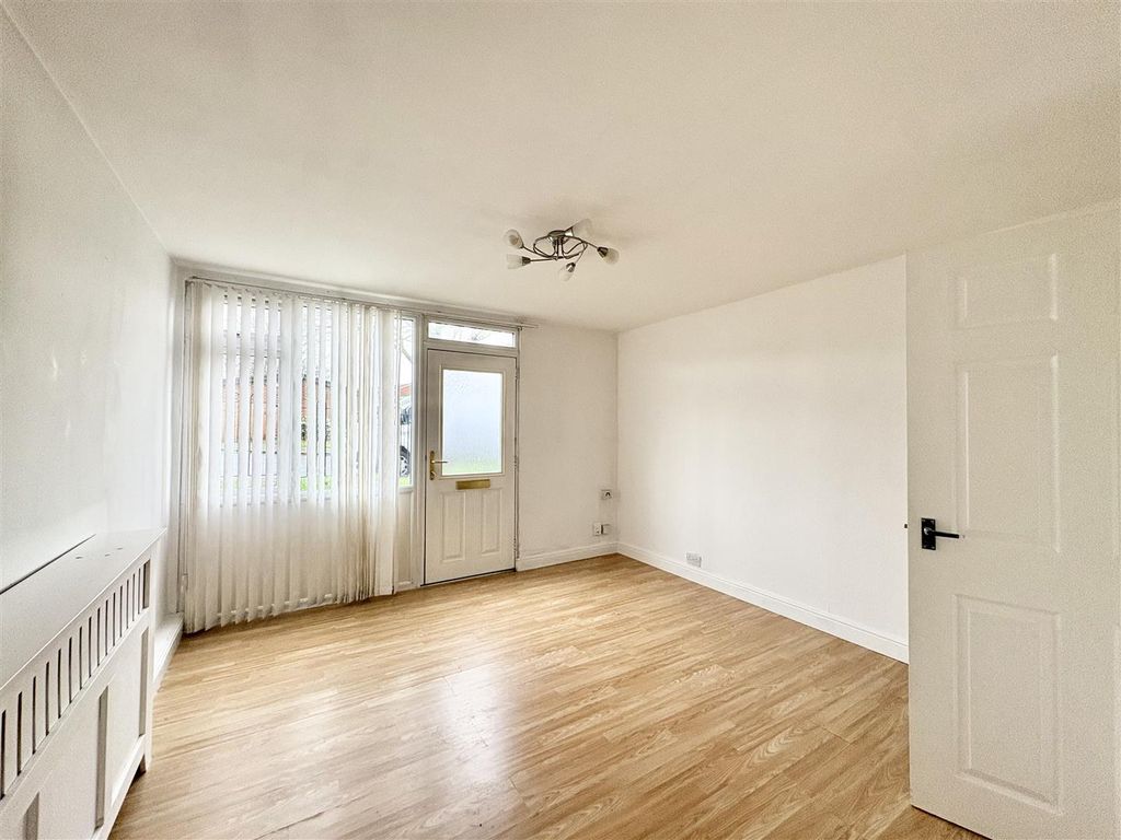 Property photo 2 of 8 Image00007.Jpeg